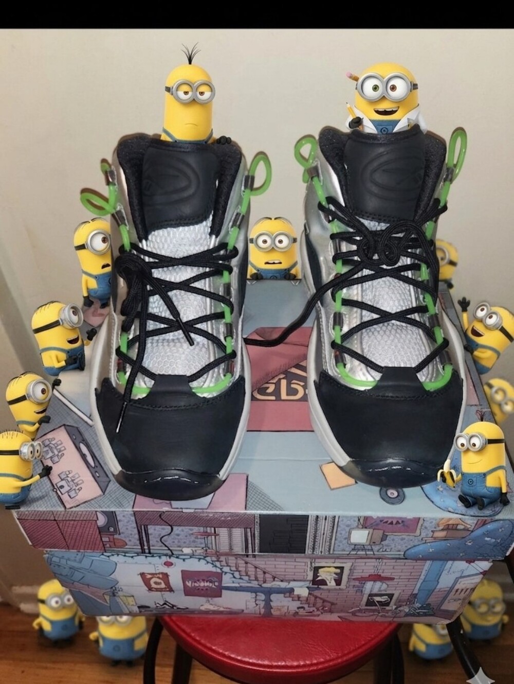the Reebok x Minions Question Mid "Gru's Lab" (Size 10.5)